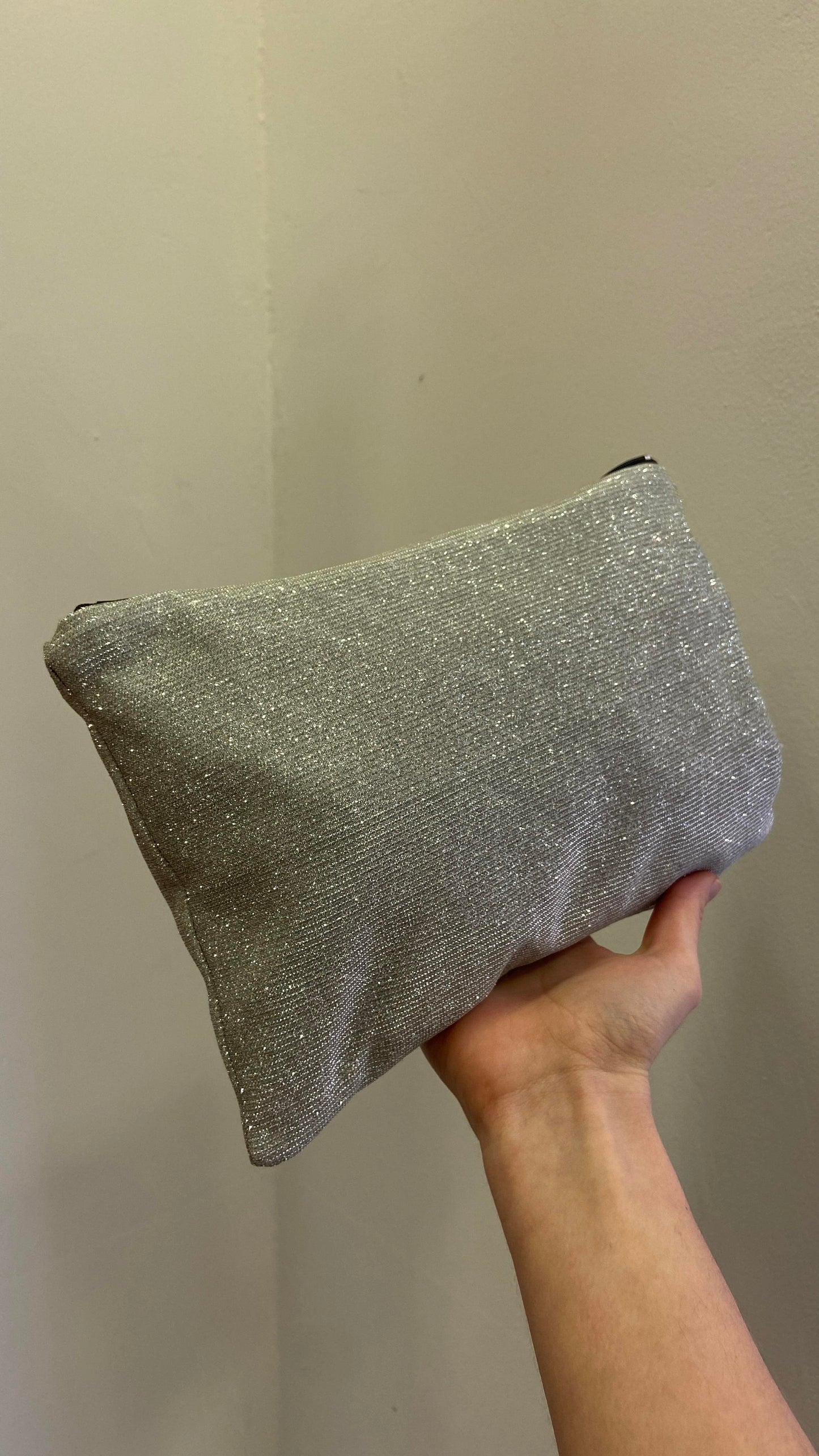 Maria - Pochette en Tissu Paillette Blanc Cristal
