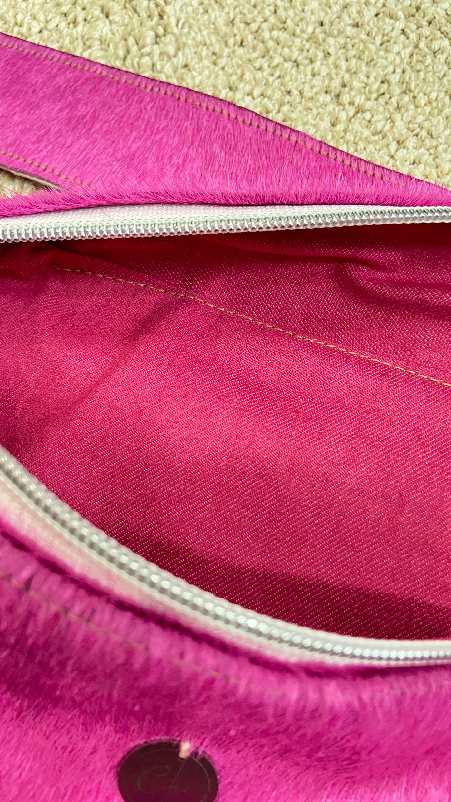 Banane en cuir rose metallisé