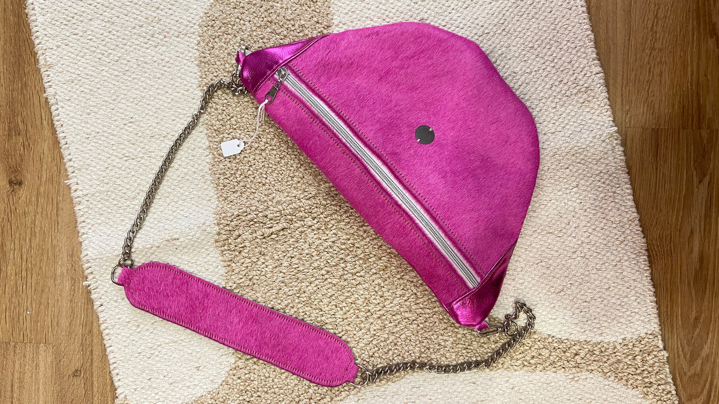 Banane en cuir rose metallisé