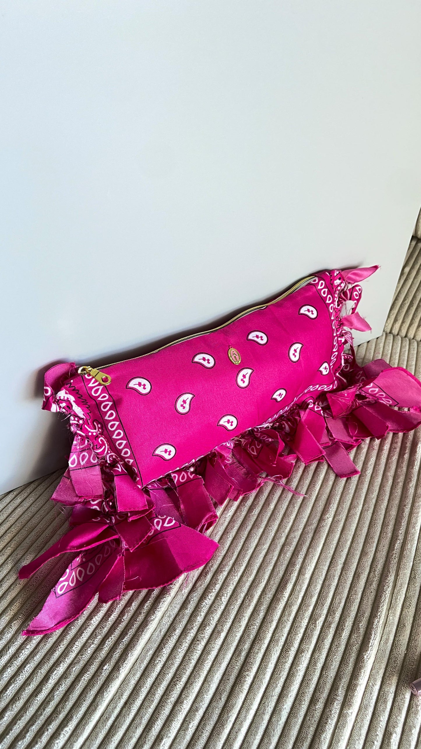 Lena - Pochette à Frange Bandana Rose